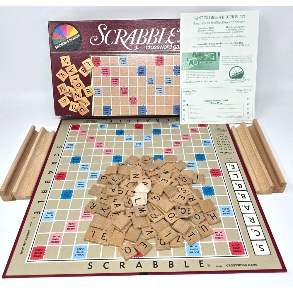 Vintage SCRABBLE Crossword Board Game 1982 Selchow & Righter No. 17 COMPLETE